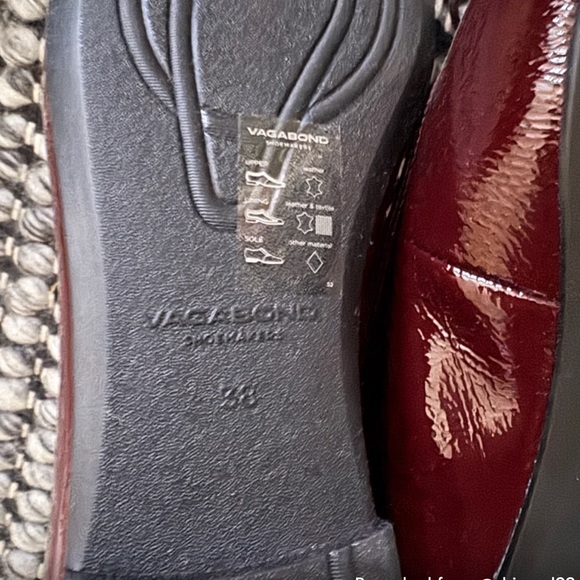 Vagabond oxblood flats with bow shoes - Picture 6 of 7